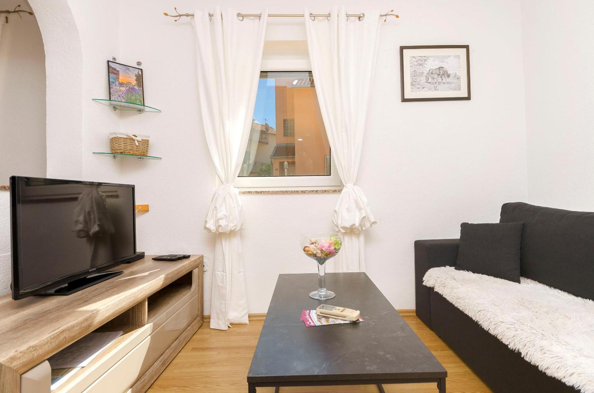 Apartment Ani Vodice Luaran gambar